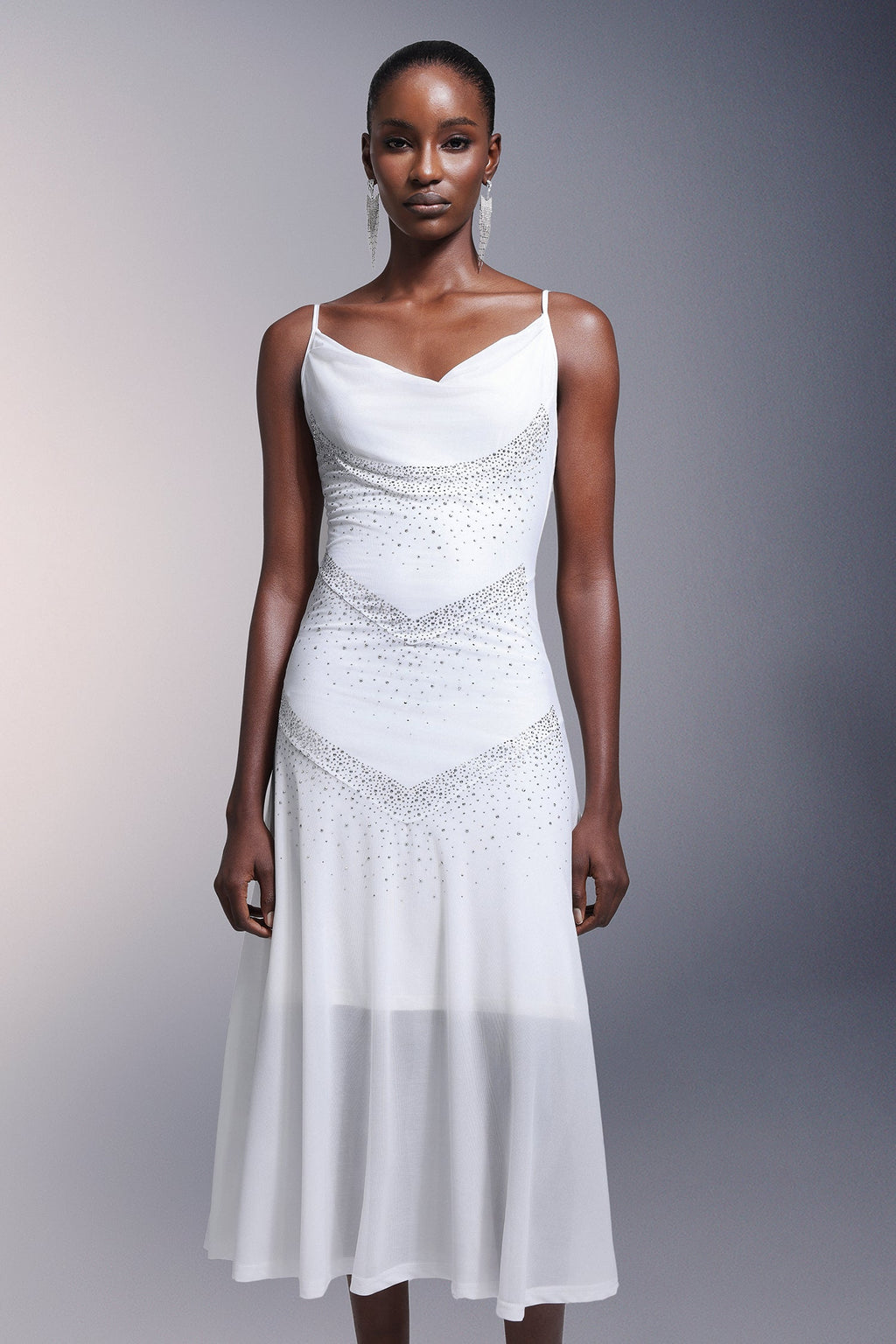 White Kuller Diamond Sleeveless Midi Dress with Diamond-like Embellishments