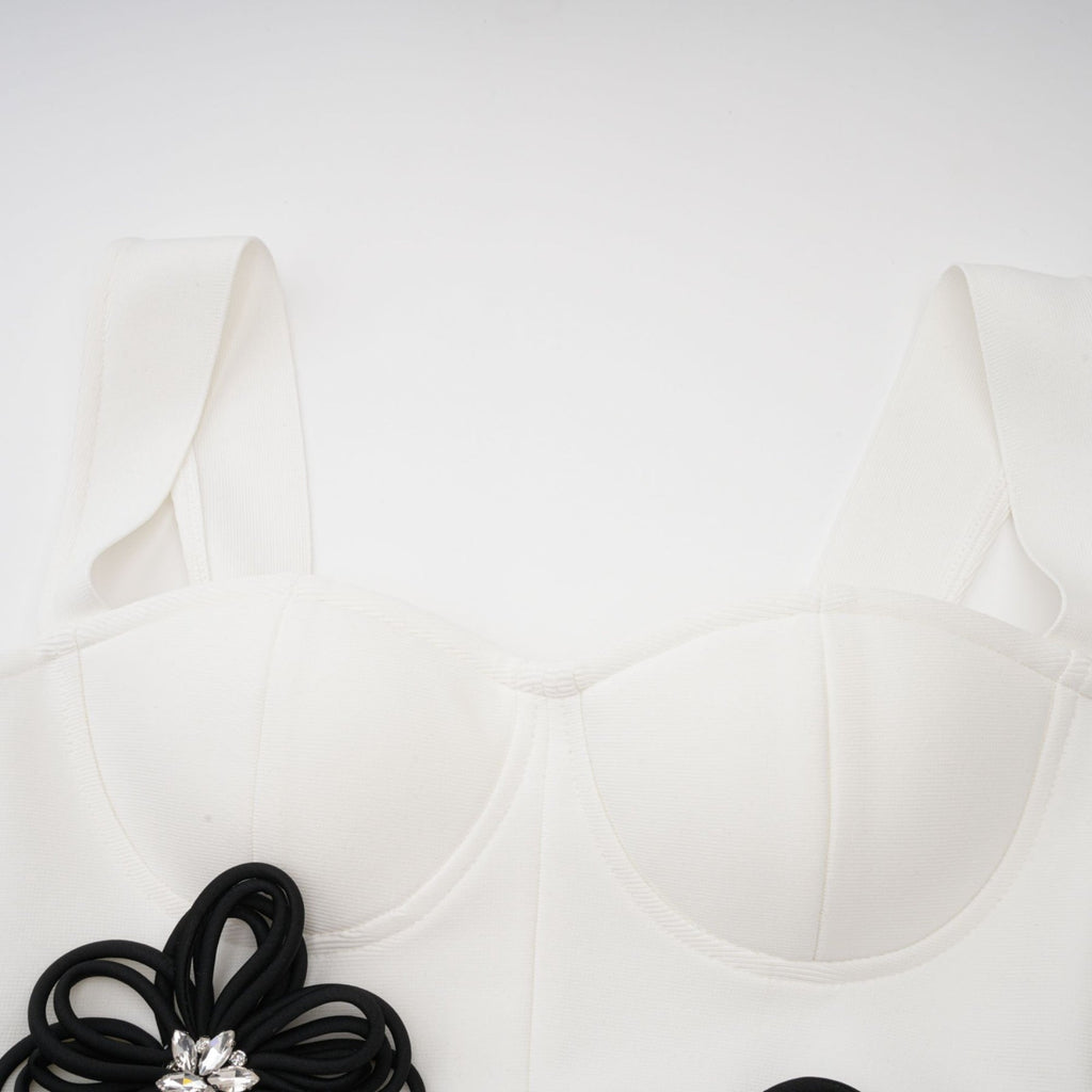 Willa Floral Maxi Dress - Classic White with Black Detailing - Sweetheart Neckline