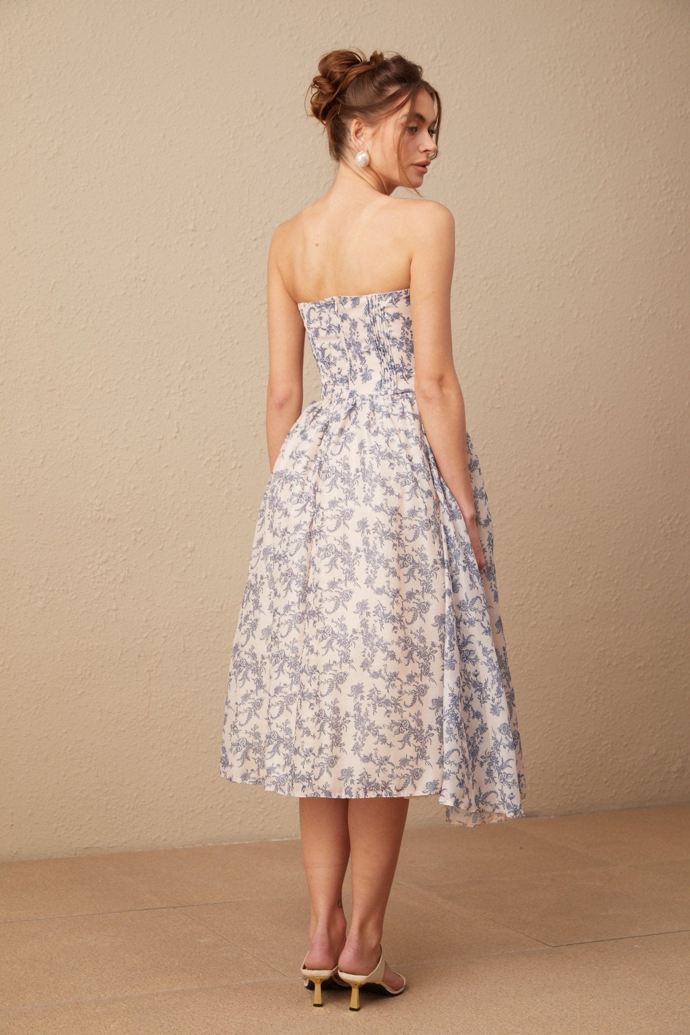 Yasmin Neutrals Blue Floral Print Midi Dress
