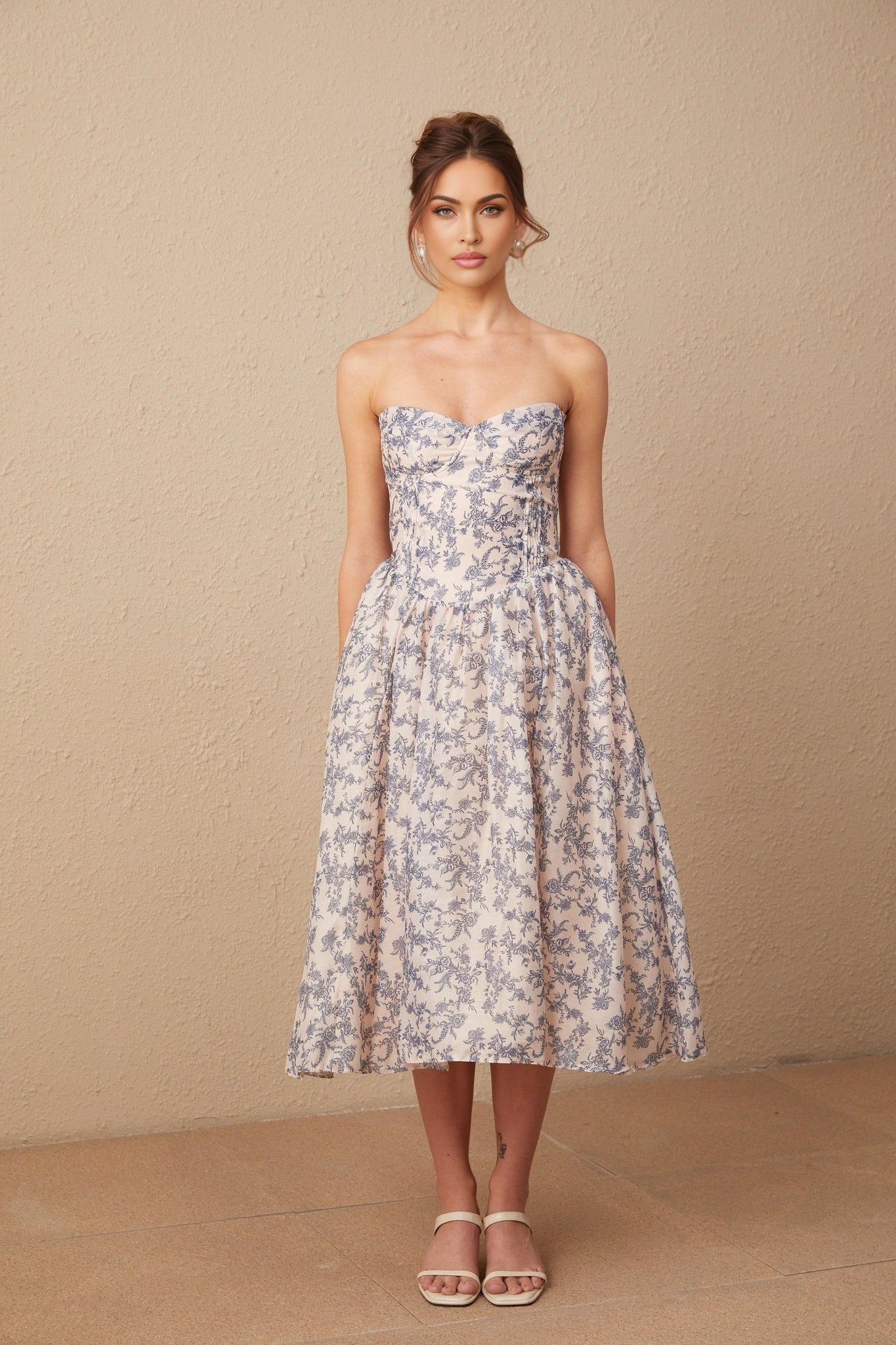 Yasmin Neutrals Blue Floral Print Midi Dress