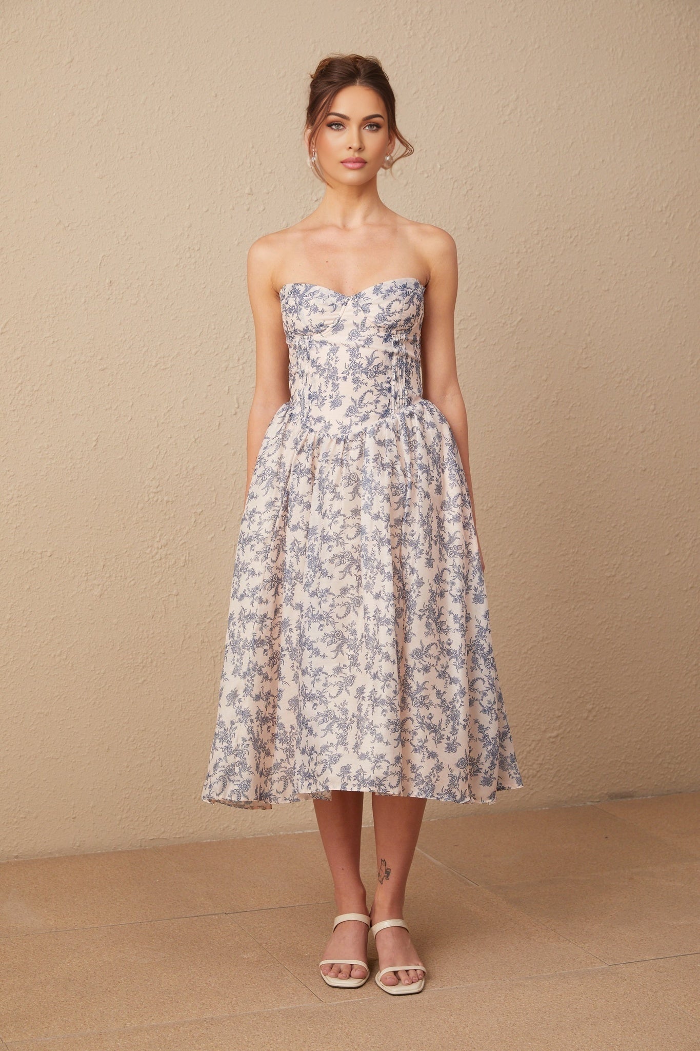 Yasmin Neutrals Blue Floral Print Midi Dress